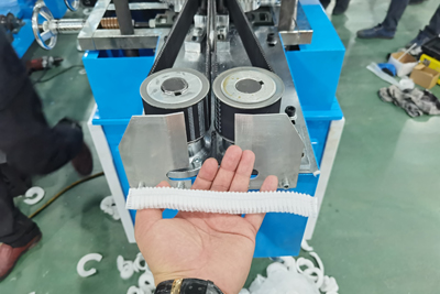 Bouffant Cap Making Machine